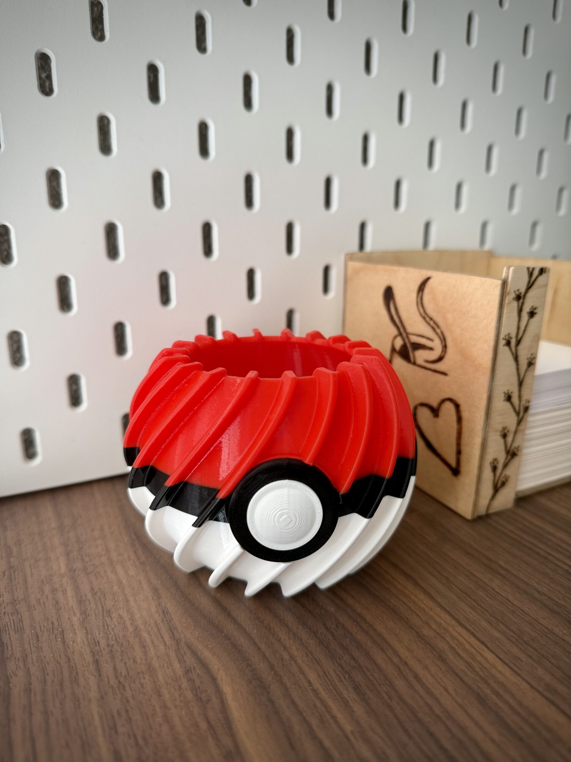 Pokéball Stiftehalter